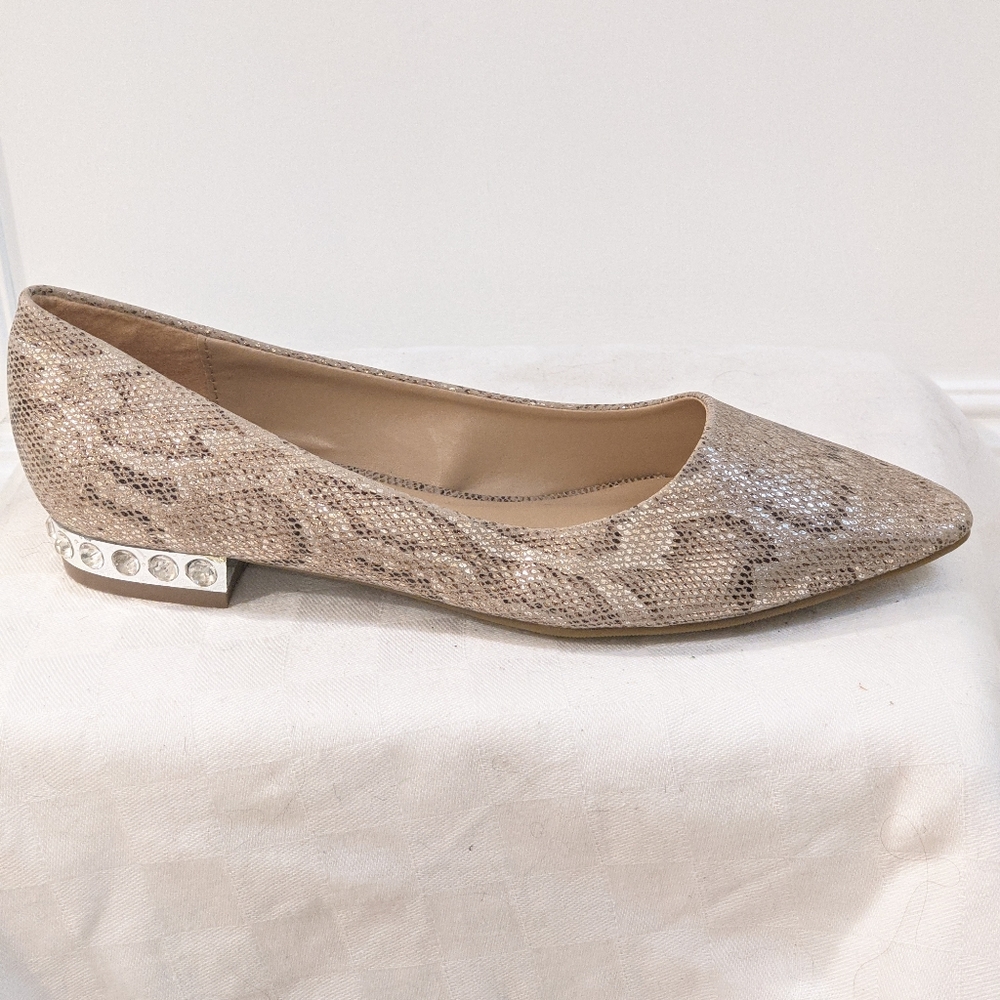 Snake print and jeweled flats - Picture 6 of 13
